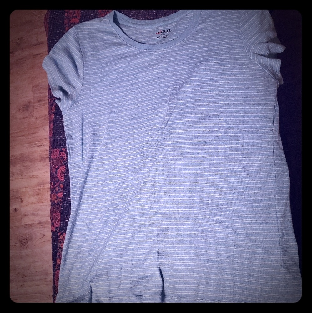 Short sleeve shirt